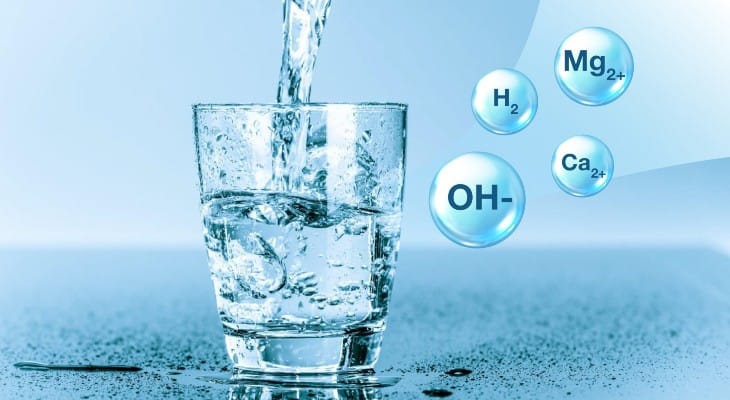 Tại sao người Nhật uống nước ion kiềm để phòng ung thư? Nuoc-ion-kiem-la-gi-va-co-thuc-su-tot-khong
